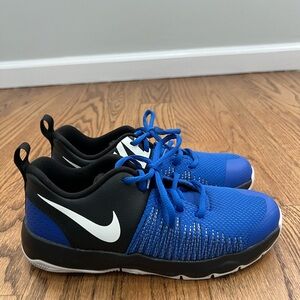 Nike Kids Blue and Black Sneakers
